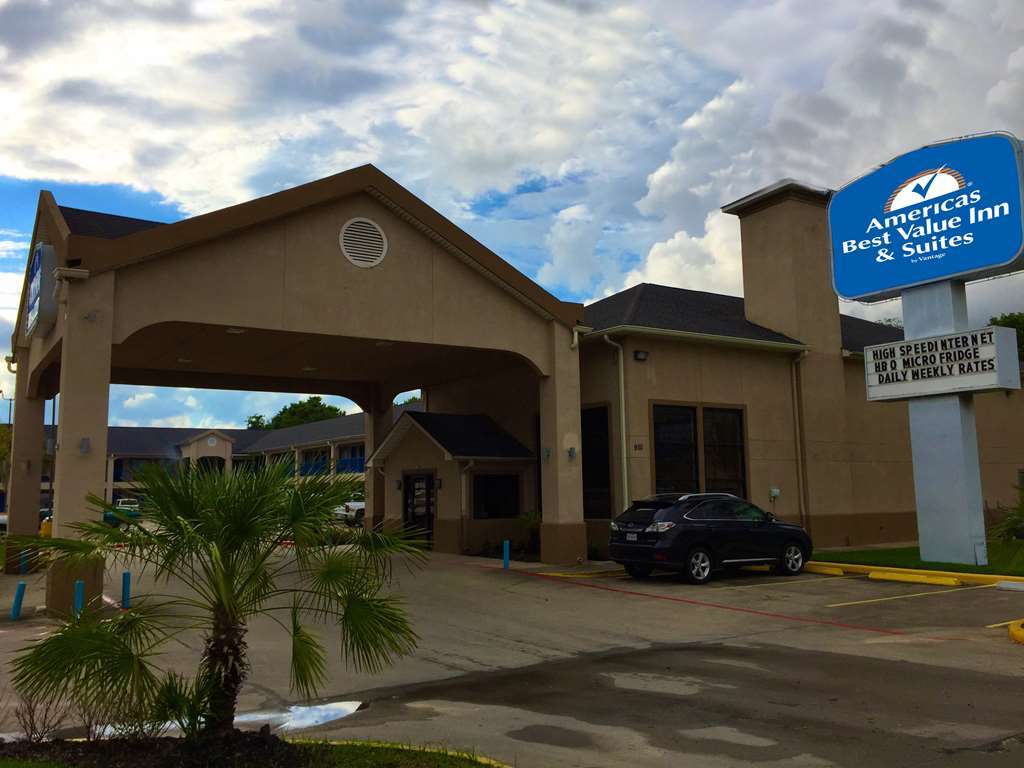 Americas Best Value Inn & Suites Mont Belvieu Houston Eldon Exterior photo